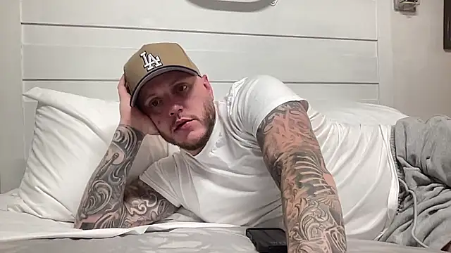 Snapshot of Thegreatwhitepipe chatting on September 2025 10:06:01 AM Thegreatwhitepipe online show from September 2025 10:06:01 AM