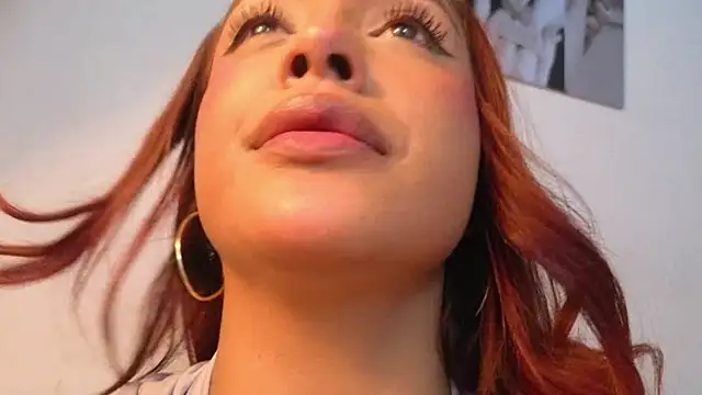 Snapshot of nicelle_carson_ chatting on December 2025 12:10:01 PM nicelle carson online show from December 2025 12:10:01 PM