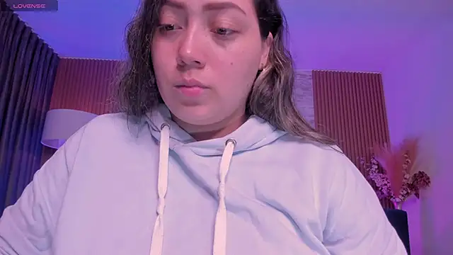 heidy johns online show from November 2025 03:27:01 AM