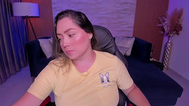 heidy johns online show from November 2025 03:20:01 AM