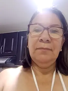 victoria wayne online show from October 2025 09:21:02 AM