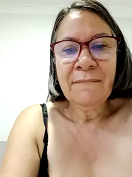 victoria wayne online show from February 2026 09:45:02 AM