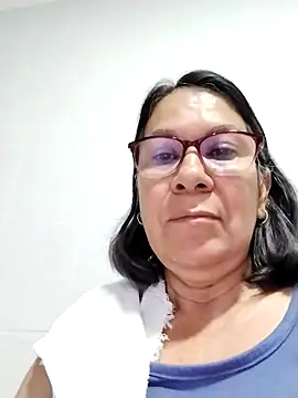 Snapshot of victoria_wayne chatting on May 2026 09:04:01 AM victoria wayne online show from May 2026 09:04:01 AM