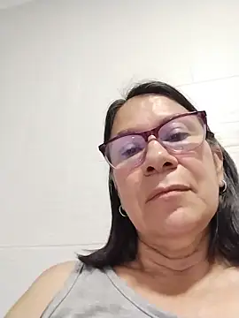 Snapshot of victoria_wayne chatting on June 2026 09:45:01 AM victoria wayne online show from June 2026 09:45:01 AM