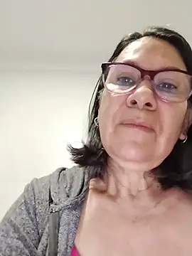 Snapshot of victoria_wayne chatting on June 2026 09:02:01 AM victoria wayne online show from June 2026 09:02:01 AM