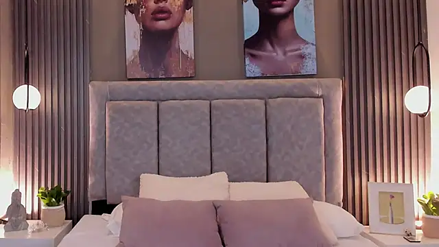 Snapshot of GiannaColling1 chatting on September 2025 08:01:02 PM GiannaColling1 online show from September 2025 08:01:02 PM