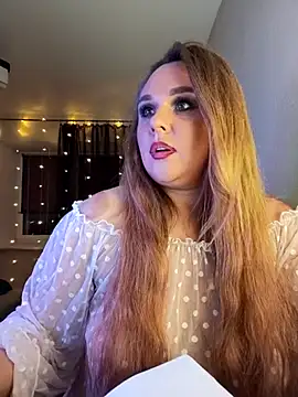 Juicy PeachLux online show from December 2025 05:08:02 PM