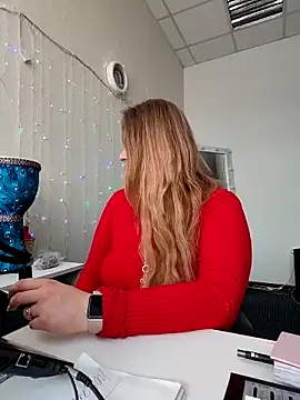 Snapshot of Juicy_PeachLux chatting on February 2026 06:45:02 AM Juicy PeachLux online show from February 2026 06:45:02 AM