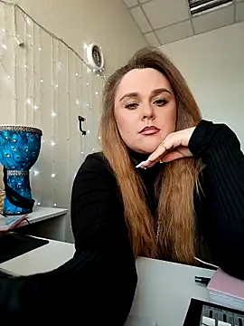 Snapshot of Juicy_PeachLux chatting on February 2026 07:34:02 AM Juicy PeachLux online show from February 2026 07:34:02 AM