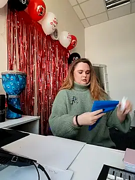 Snapshot of Juicy_PeachLux chatting on February 2026 07:52:01 AM Juicy PeachLux online show from February 2026 07:52:01 AM