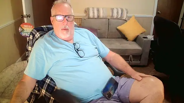 Snapshot of superbearboss chatting on June 2026 02:28:01 PM superbearboss online show from June 2026 02:28:01 PM