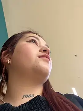 Karina Leon online show from May 2026 07:08:02 PM