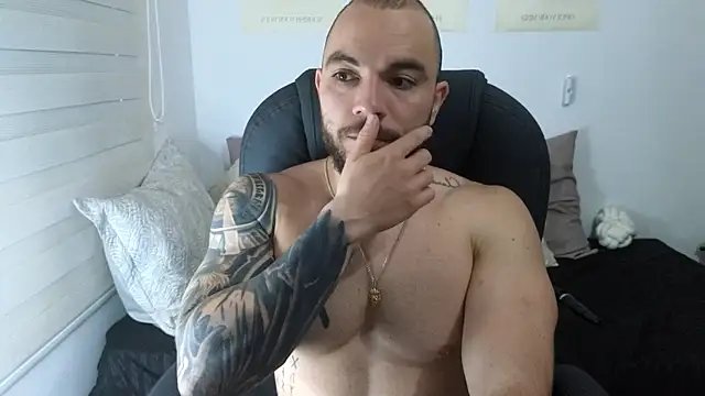 Isaac Carter online show from October 2025 11:21:02 AM