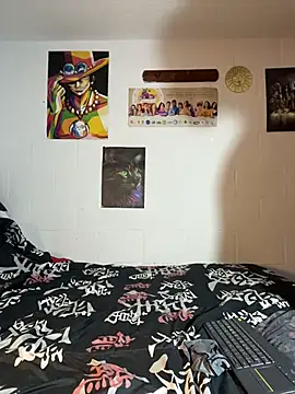 Kennya   online show from November 2025 11:43:02 PM