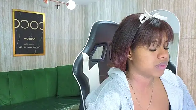 Snapshot of abby1_t_ chatting on October 2025 02:51:02 AM abby1 t online show from October 2025 02:51:02 AM