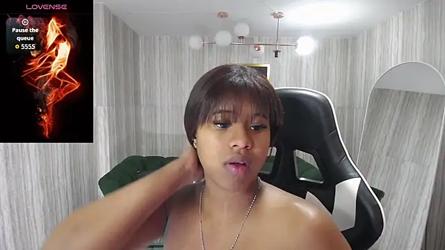 Snapshot of abby1_t_ chatting on October 2025 03:27:01 AM abby1 t online show from October 2025 03:27:01 AM