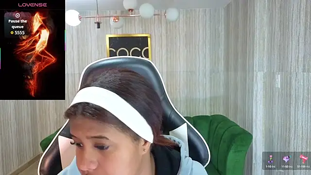 Snapshot of abby1_t_ chatting on October 2025 02:45:02 AM abby1 t online show from October 2025 02:45:02 AM