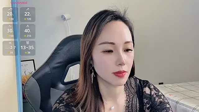 Dewluna online show from March 2025 03:57:02 AM