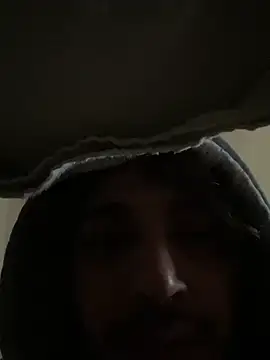 Snapshot of Bello98sud chatting on March 2025 06:30:01 AM Bello98sud online show from March 2025 06:30:01 AM