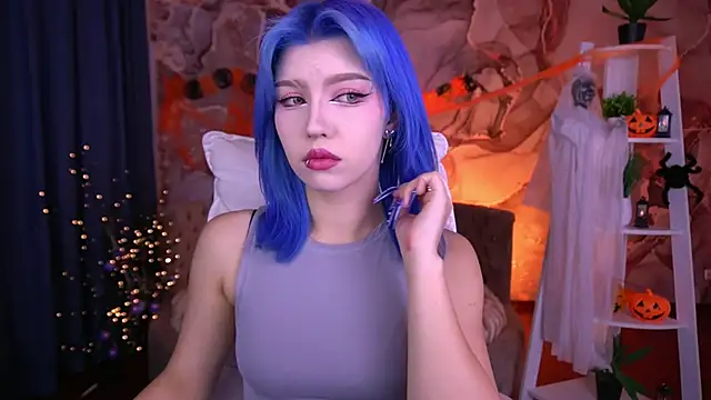 SelenaIris online show from November 2025 09:28:01 PM