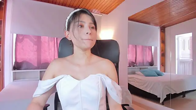 Snapshot of Catalina_Santhana chatting on March 2025 03:24:02 PM Catalina Santhana online show from March 2025 03:24:02 PM