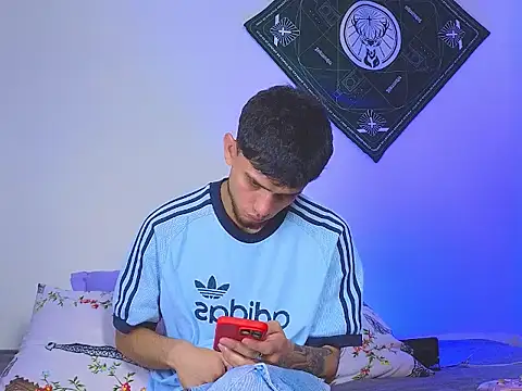 samevansx  online show from December 2025 04:59:02 PM