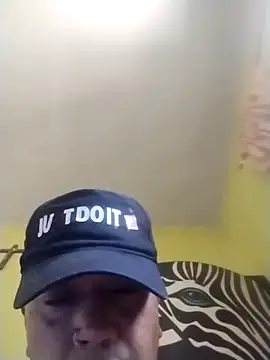 Brianmexboy online show from March 2025 07:49:02 PM