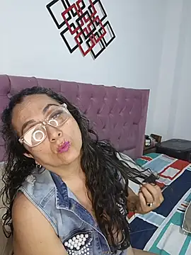 AlessandraLeroy online show from January 2026 01:21:02 AM