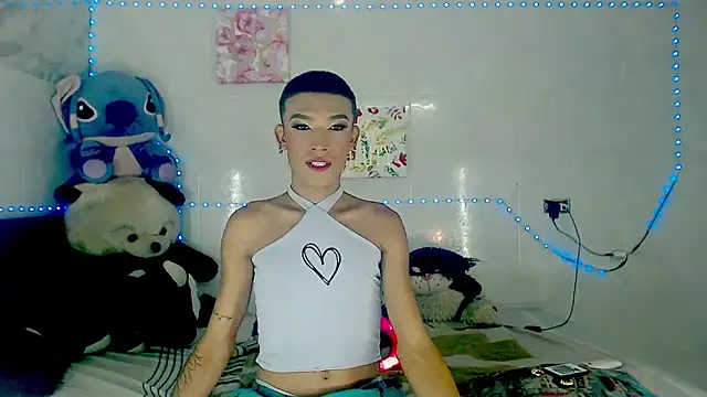 KimberlyXtreme online show from October 2025 09:46:01 PM