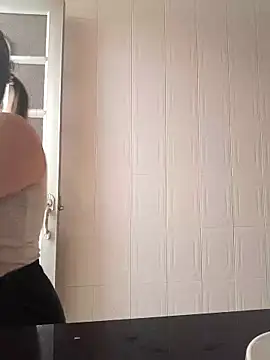 Snapshot of Luna-nevada chatting on October 2025 03:30:01 PM Luna-nevada online show from October 2025 03:30:01 PM