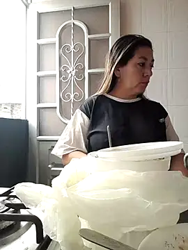 Snapshot of Luna-nevada chatting on November 2025 06:07:01 PM Luna-nevada online show from November 2025 06:07:01 PM