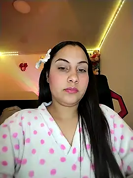 esmeralda jadees online show from March 2026 02:18:01 AM