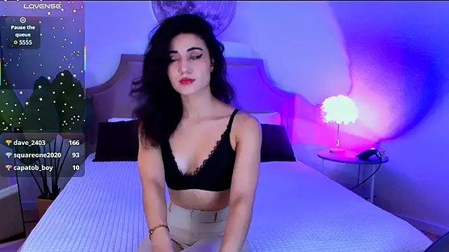 Maya Rogerss online show from October 2025 03:00:01 PM