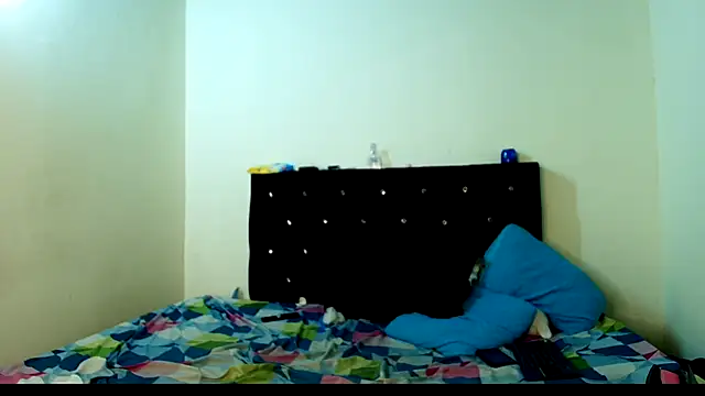 Kymberlyandlucas2 online show from September 2025 04:12:02 AM