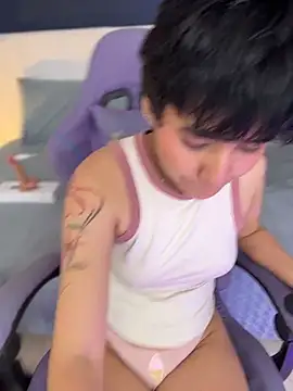 emma cute7 online show from July 2026 04:39:33 PM