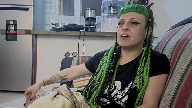 freyaa sorcerees online show from October 2025 02:45:02 AM