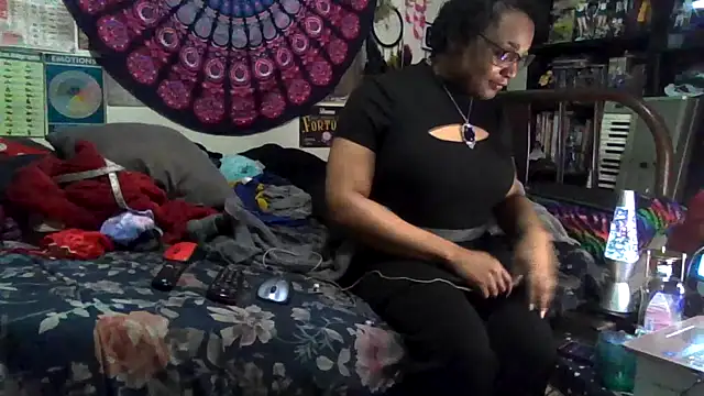 GardeniaFields online show from January 2026 04:04:02 AM