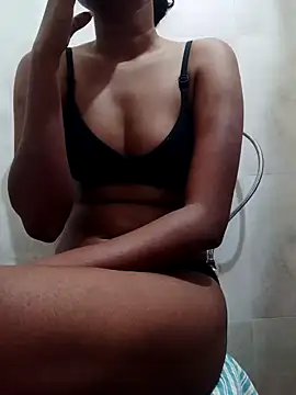 Snapshot of naughtyreva chatting on March 2025 05:59:02 AM naughtyreva online show from March 2025 05:59:02 AM