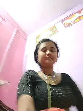 Poonam25 online show from March 2025 04:46:01 PM