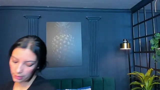 roxy hell online show from February 2026 12:20:02 PM