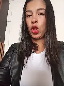 Snapshot of Nathaly_12 chatting on May 2026 06:14:01 PM Nathaly 12 online show from May 2026 06:14:01 PM