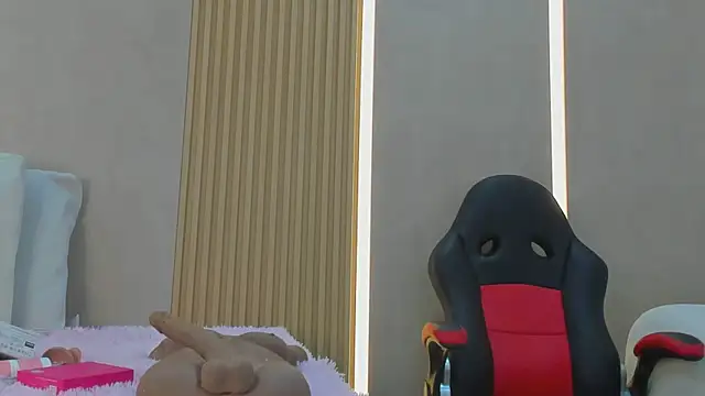 Snapshot of stephany_summer chatting on October 2025 01:23:01 PM stephany summer online show from October 2025 01:23:01 PM