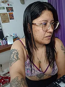 DaniPoison online show from May 2026 08:16:02 PM