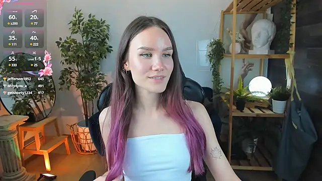 Snapshot of Clare__Florence chatting on March 2025 07:42:02 PM Clare Florence online show from March 2025 07:42:02 PM