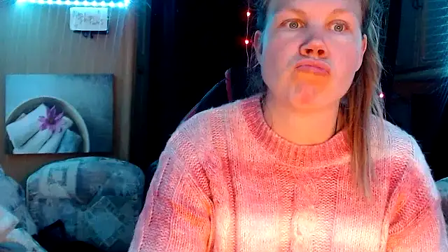 CallMeMaria online show from March 2025 07:38:01 PM