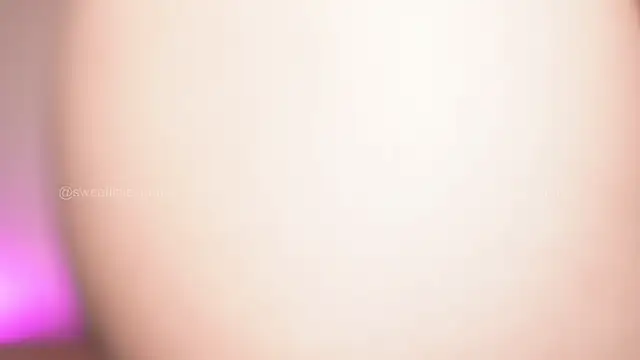 Snapshot of sweetlittlevenus chatting on April 2026 02:27:02 AM sweetlittlevenus online show from April 2026 02:27:02 AM