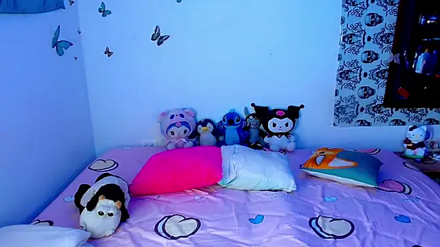 Snapshot of Malud09 chatting on October 2025 12:07:02 PM Malud09 online show from October 2025 12:07:02 PM