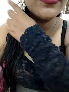 Snapshot of priya_00143 chatting on May 2026 06:02:02 PM priya 00143 online show from May 2026 06:02:02 PM
