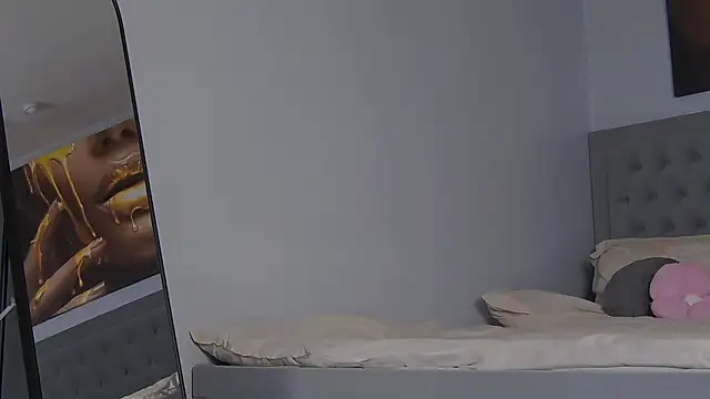 AlexisWhit online show from November 2025 07:41:02 AM