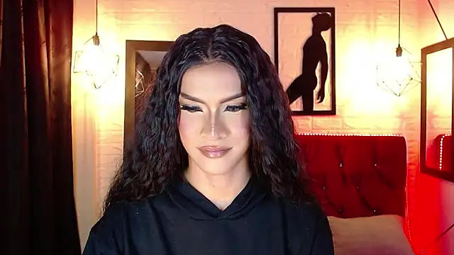 agatha rodriguez online show from November 2025 01:58:01 PM